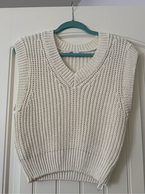 Zara Cream Waffle-Knit V-Neck Sweater Vest